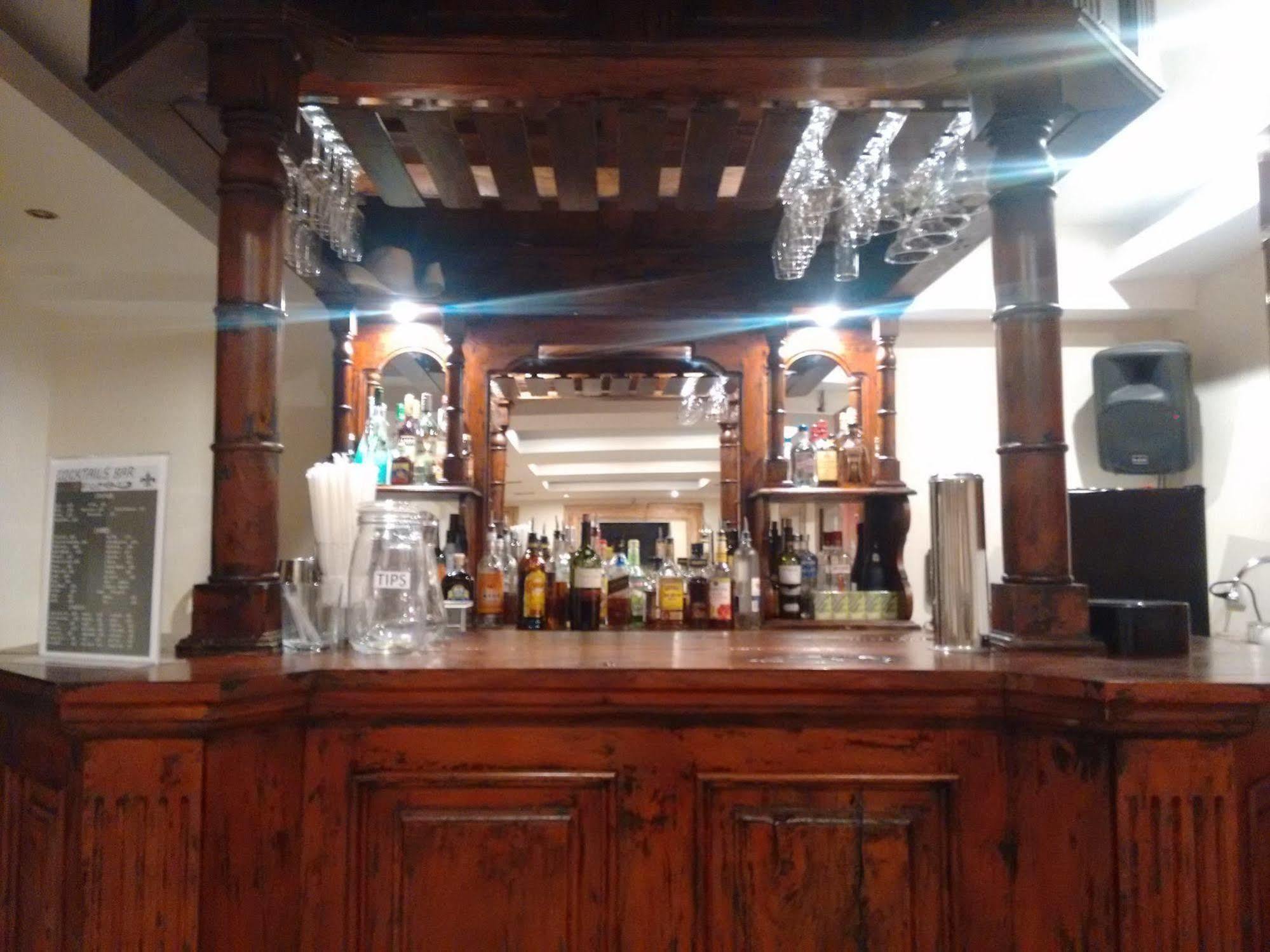各呐希思酒店 危地马拉安地瓜 外观 照片