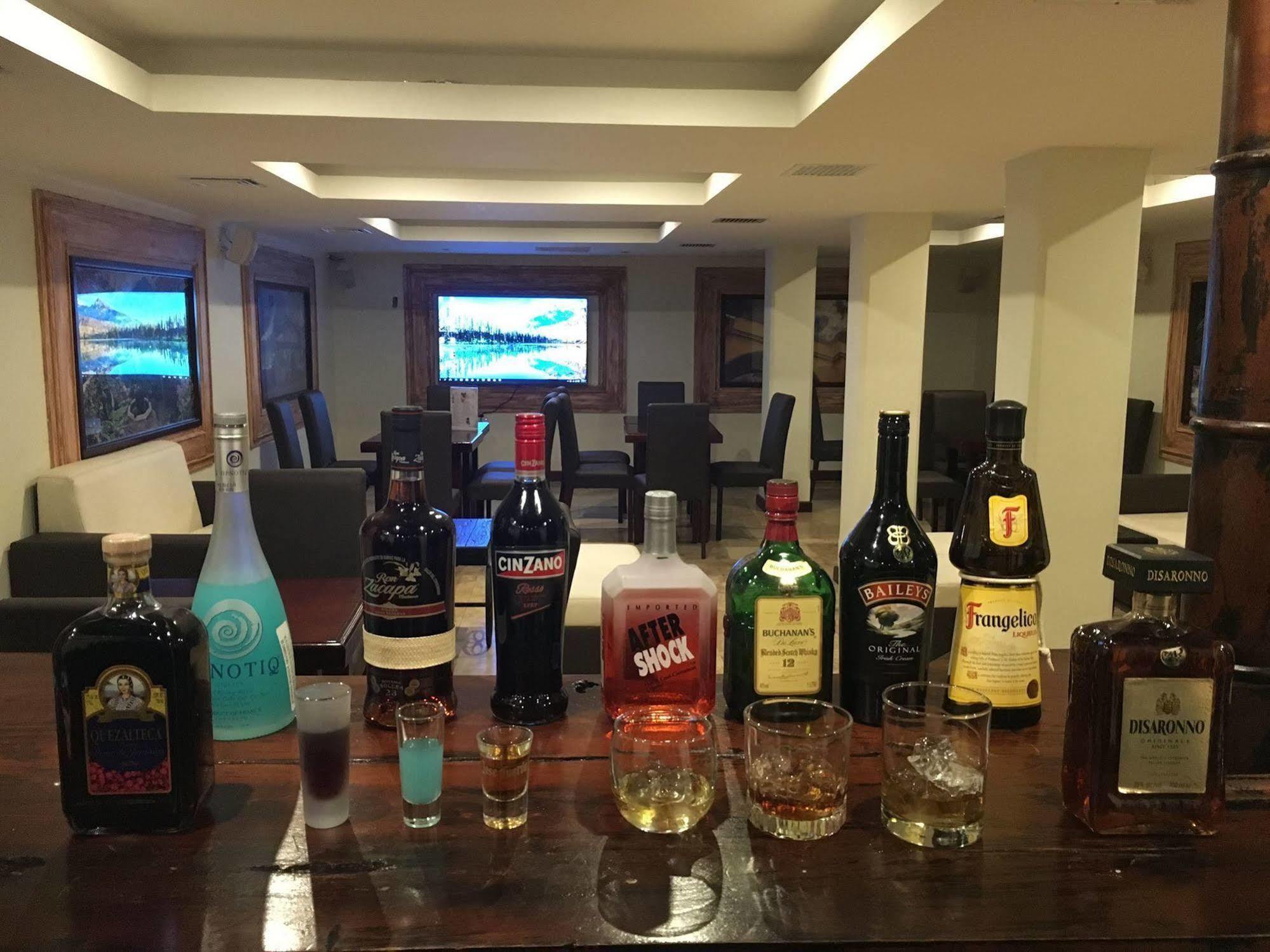 各呐希思酒店 危地马拉安地瓜 外观 照片